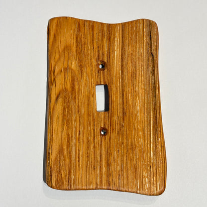 Single Toggle Light Switch Plate